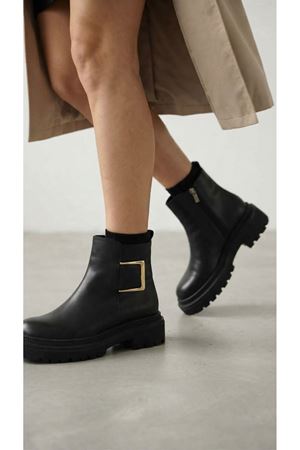 Kadın Mayka Siyah Cilt Tokalı Düz Kaymaz Taban Bot 